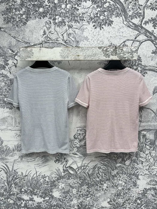 T-shirt women's фото 7