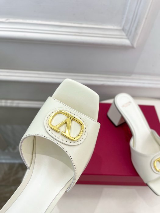 Босоножки фото 6