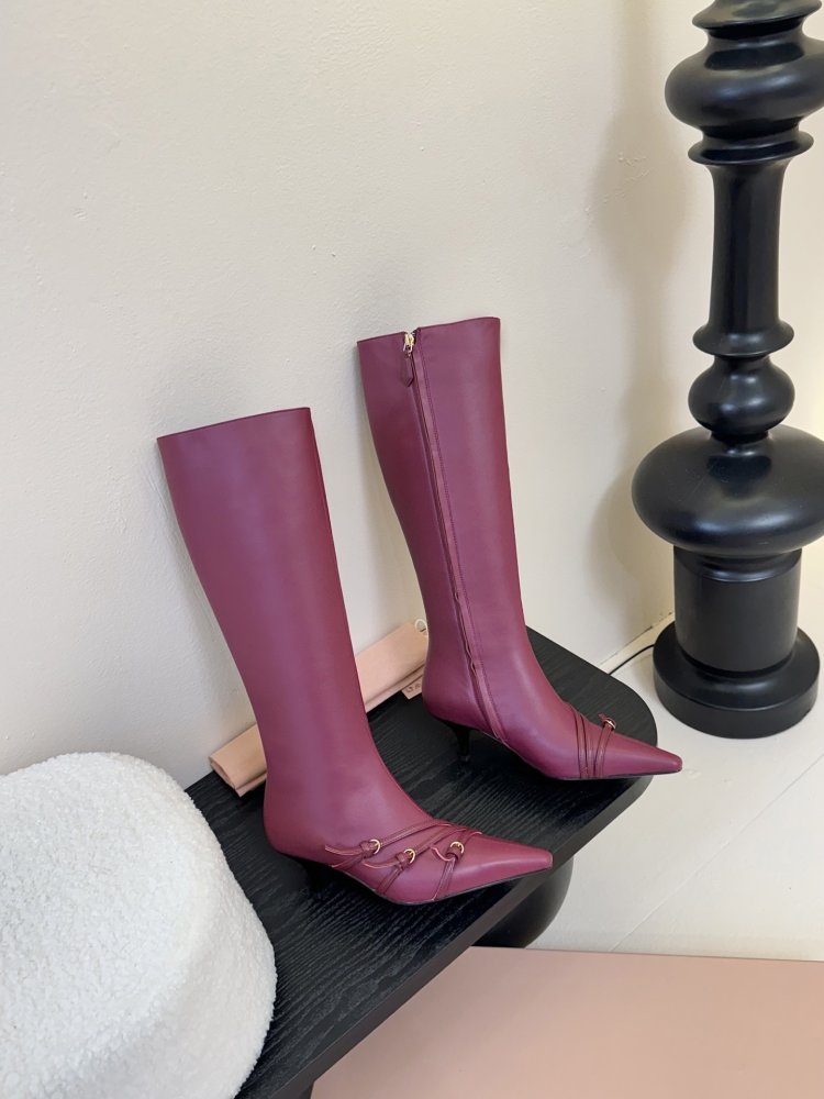 Сапоги женские фото 4