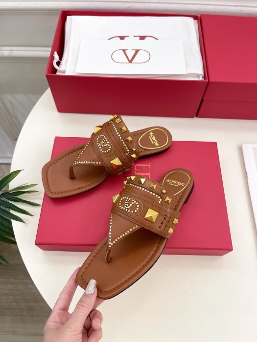 Шльопанці жіночі фото 3