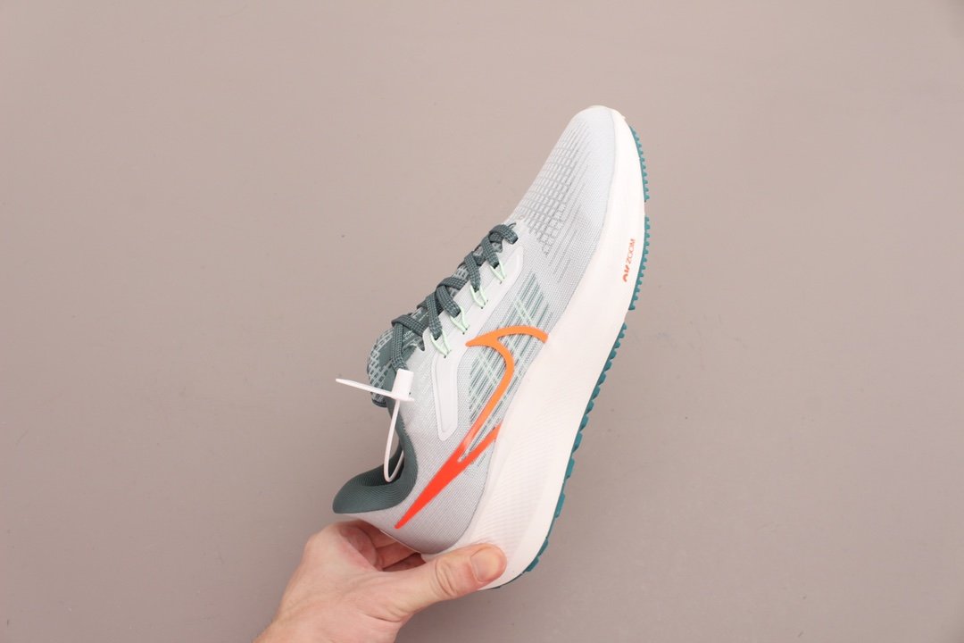 Sneakers Air Zoom Pegasus 39 Pure Platinum Total Orange DH4071-003 фото 6