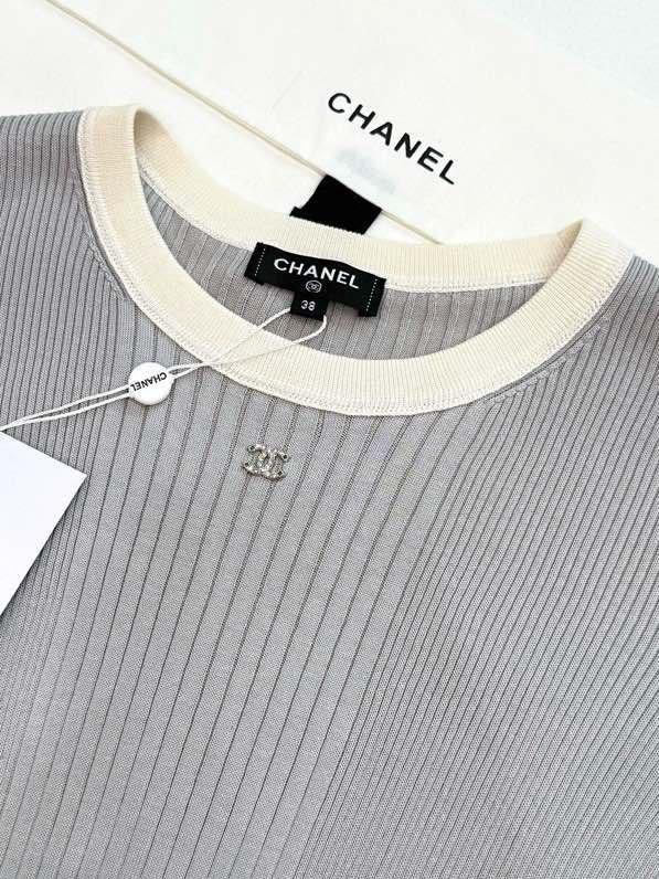 Футболка женская фото 3