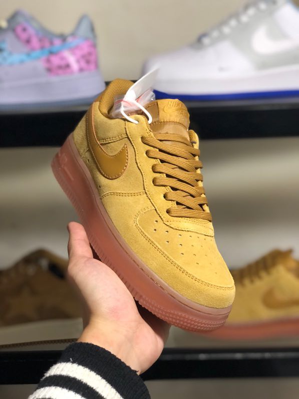 Кроссовки  Air Force 1 07 LV8 Wheat Flax