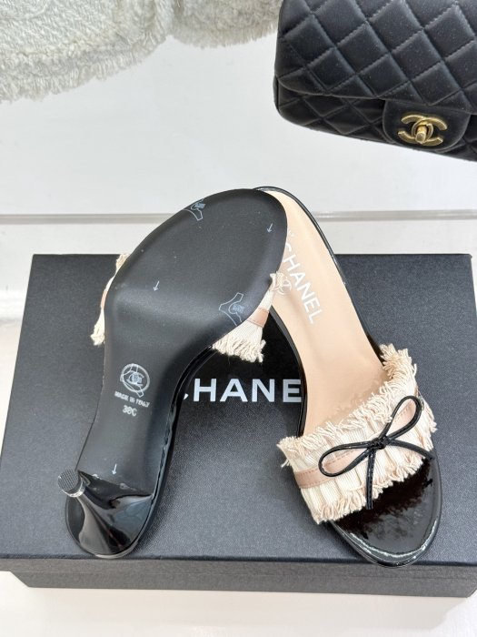 Босоножки фото 9