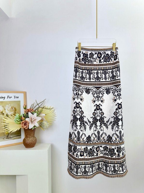 Long linen skirt of series ILLUMINATE