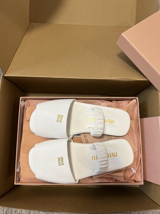 Босоножки фото 2