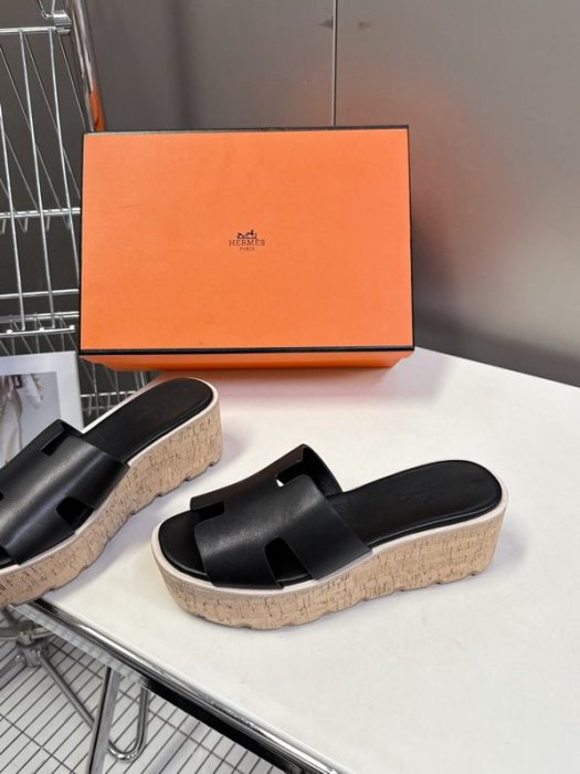 Босоножки фото 6