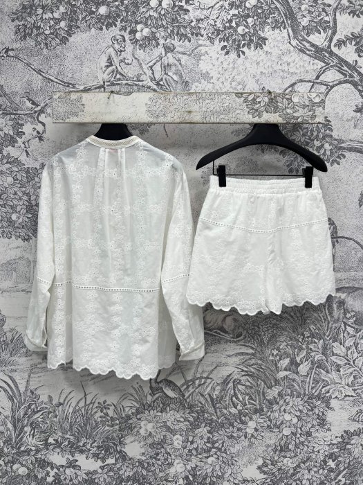 Костюм женский фото 7