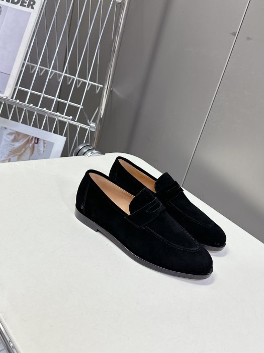 Лоферы женские фото 2