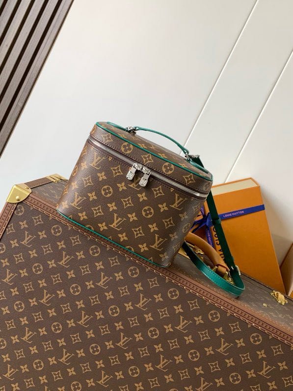 Сумка женская Nice BB 24 см