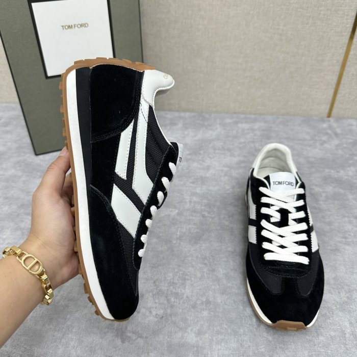 Sneakers men's фото 4