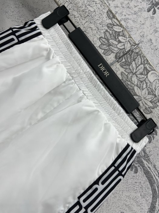 Костюм жіночий фото 4