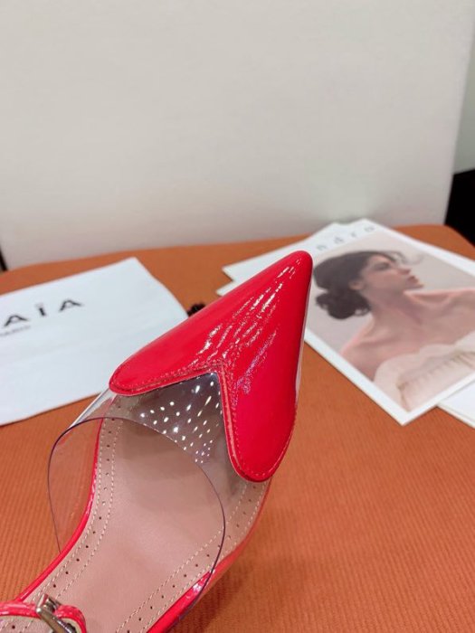 Босоножки фото 7