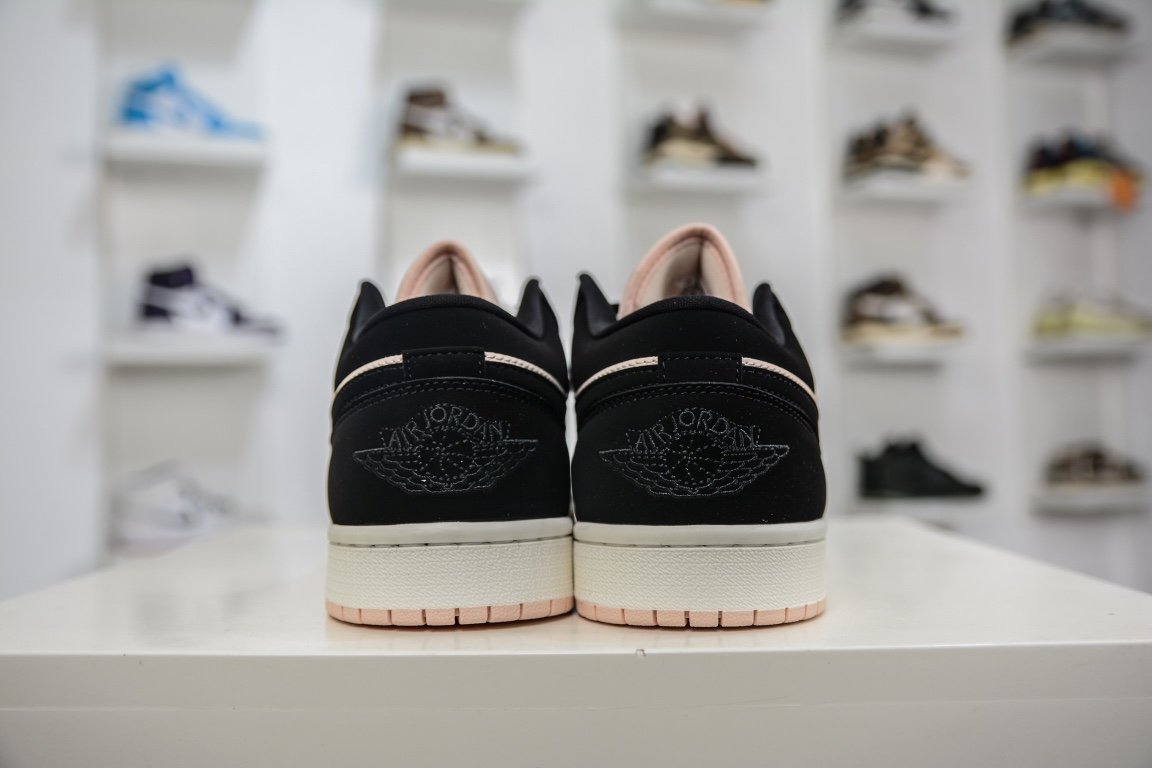 Sneakers Air Jordan 1 Low Black Guava Ice DC0774 003 фото 2