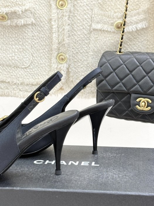 Босоножки фото 6