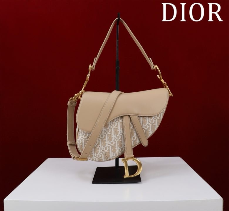 Сумка кожаная Dior Saddle 25 см