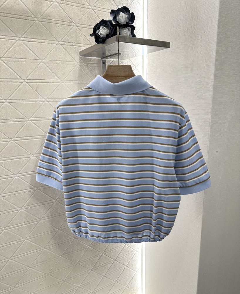 T-shirt women's фото 2