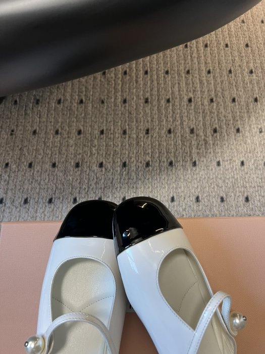 Босоножки фото 9