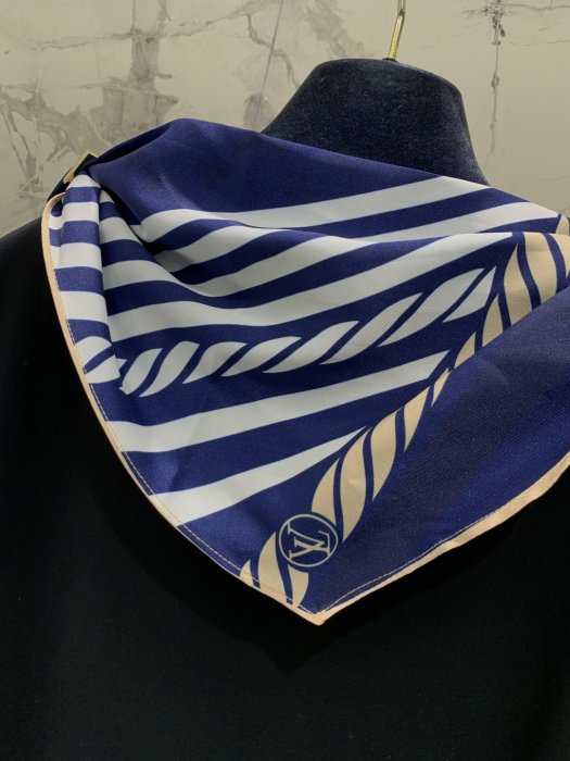 Футболка жіноча фото 8