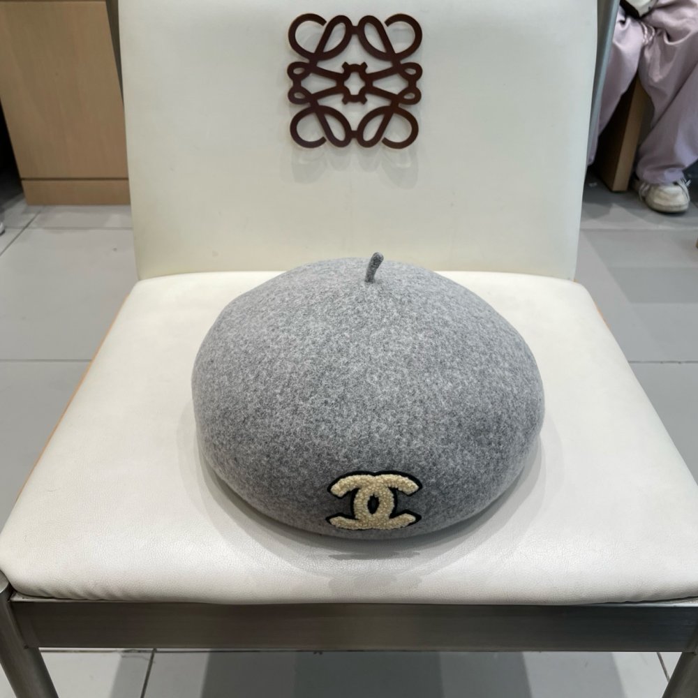 Beret female