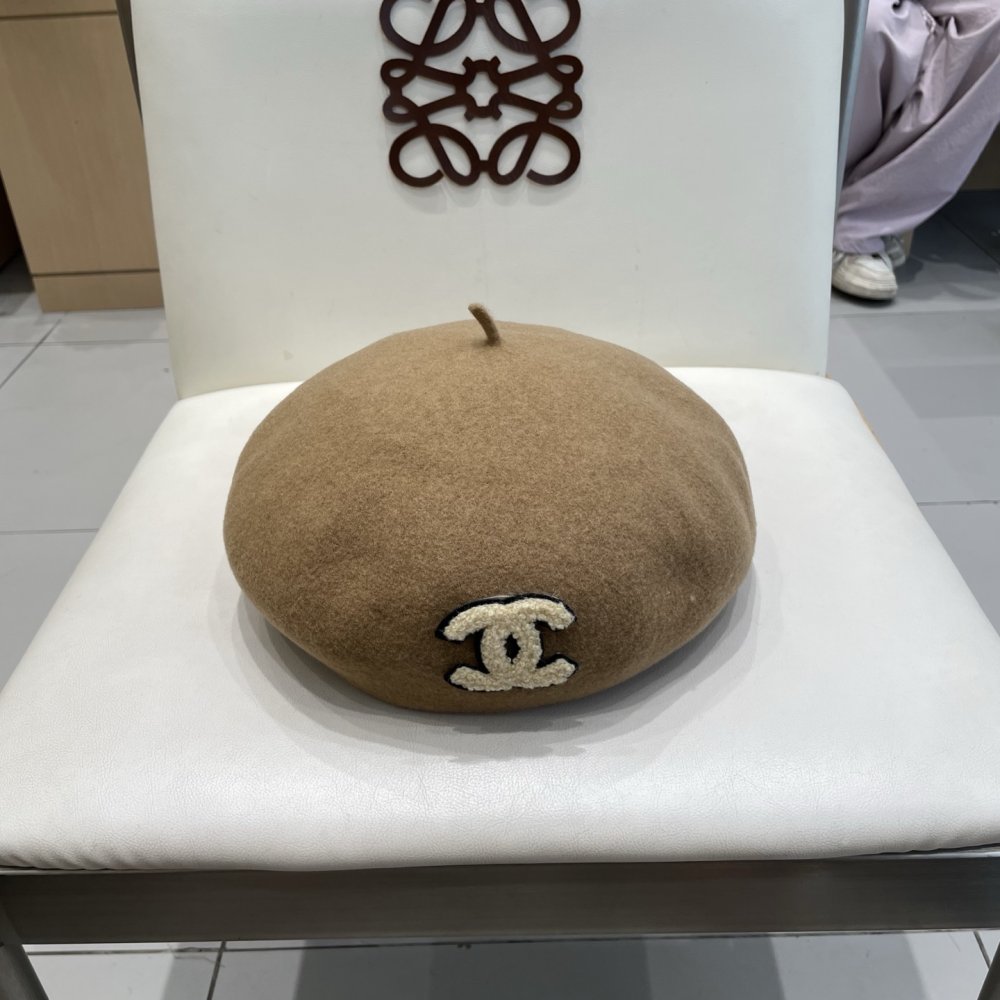 Beret female
