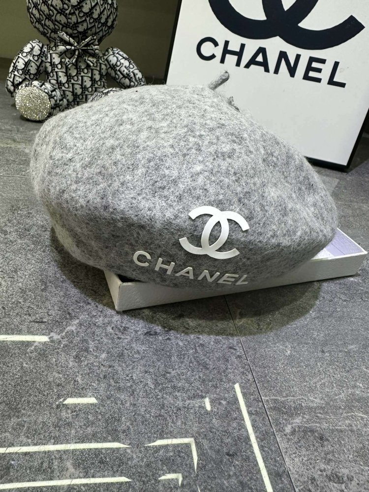 Beret female фото 3