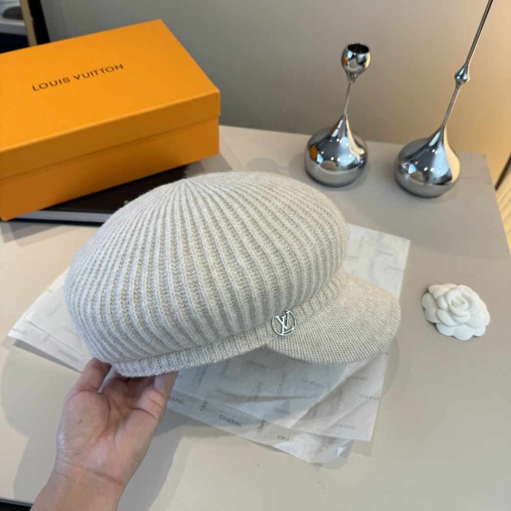 Beret female фото 4