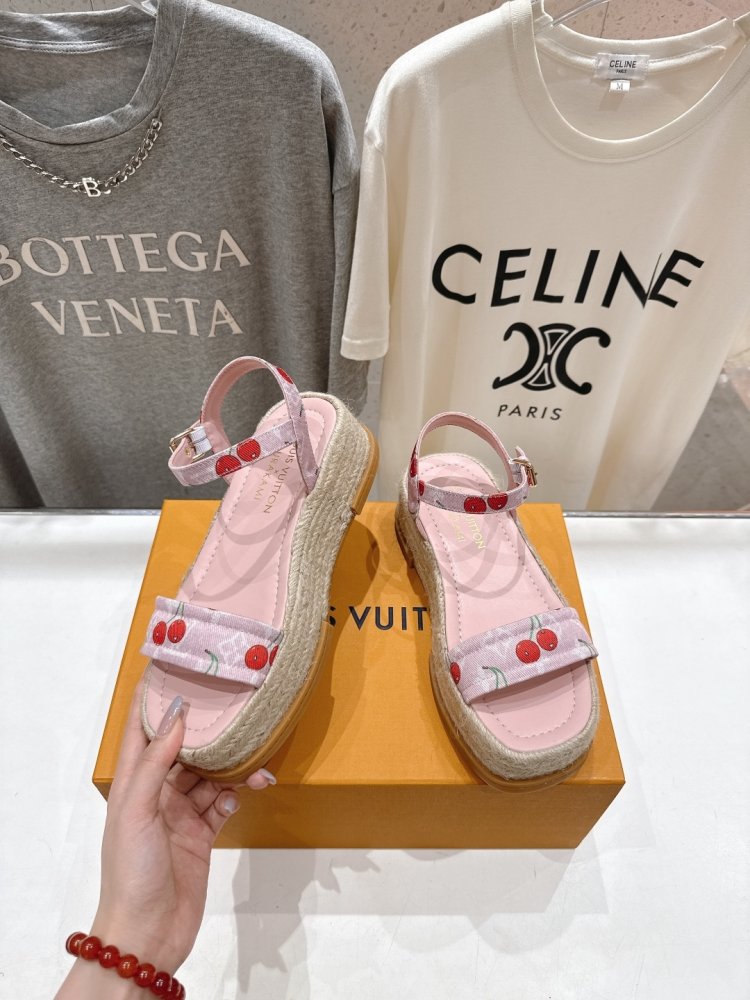 Sandals women's фото 4