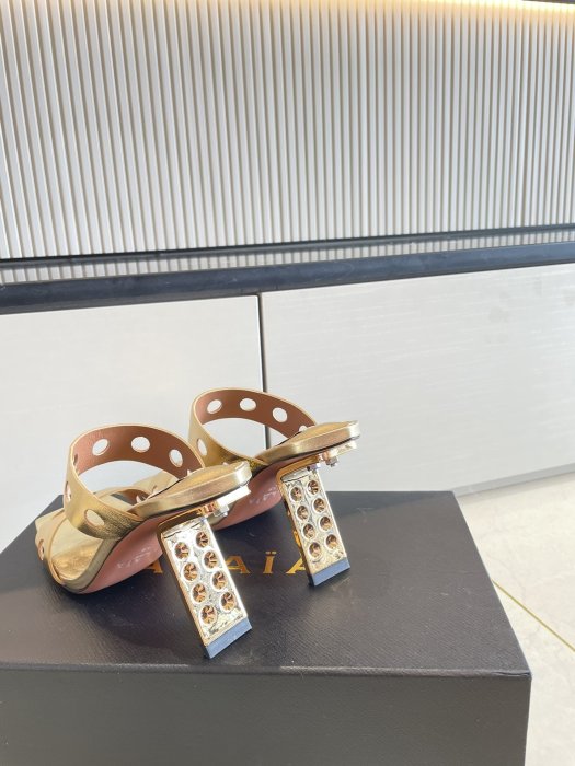 Босоножки фото 5