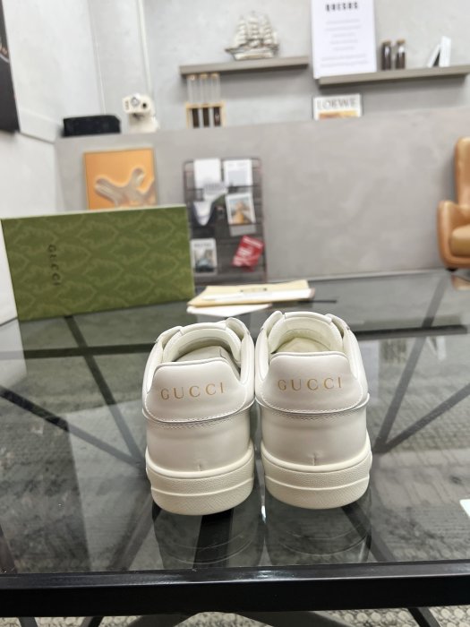 Кросівки чоловічі фото 8