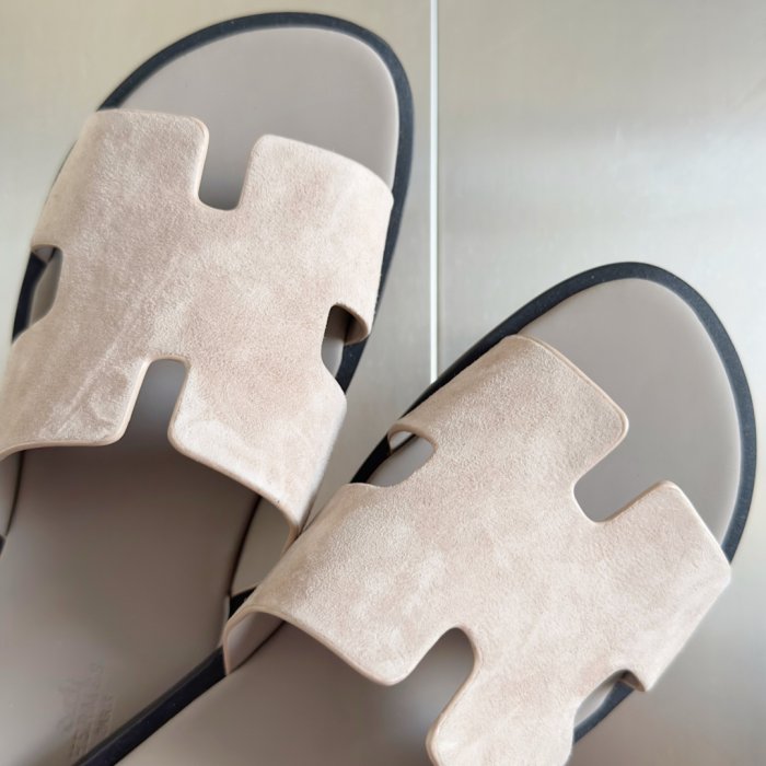 Шлепанцы женские фото 8