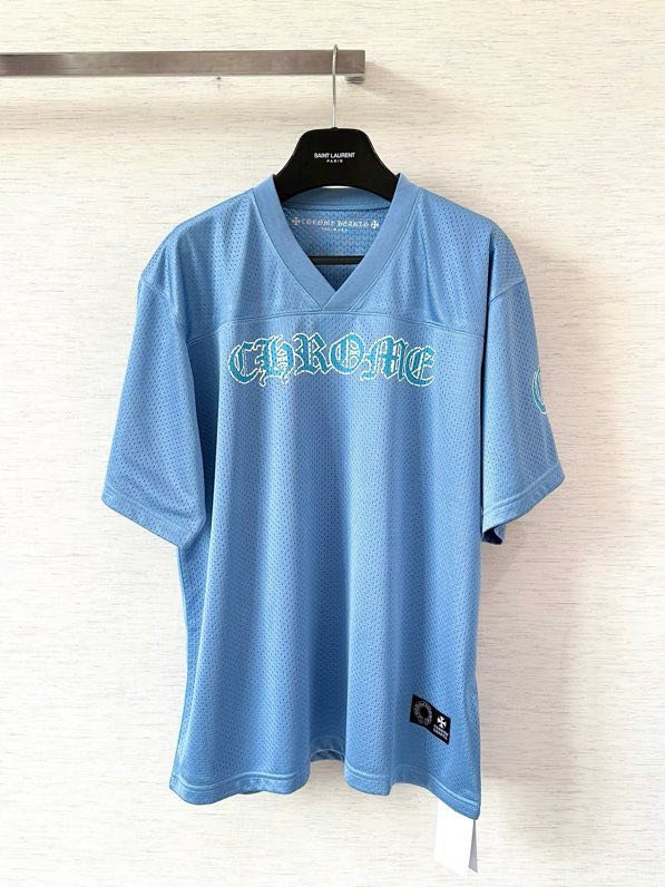 Футболка з блискітками