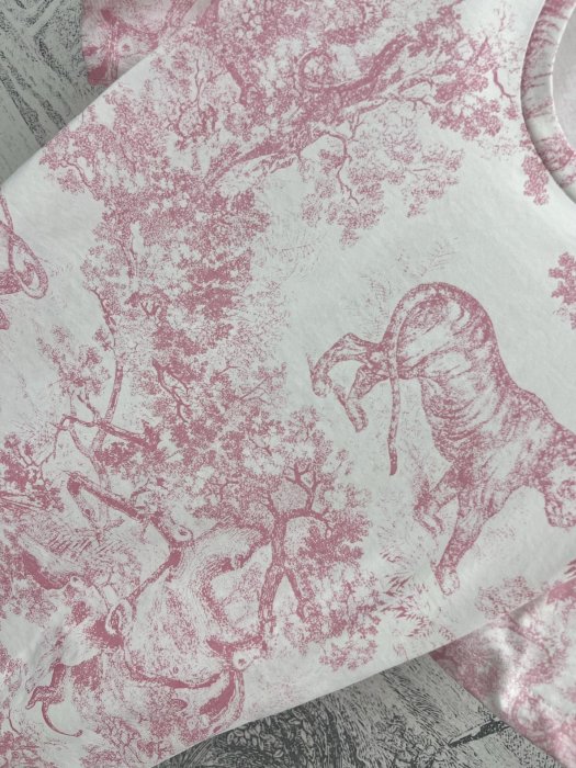 T-shirt women's фото 3