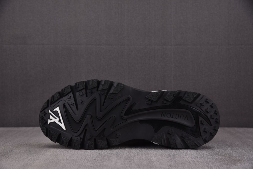 Кроссовки LOUIS VUITTON Runner Tatic Black White фото 4