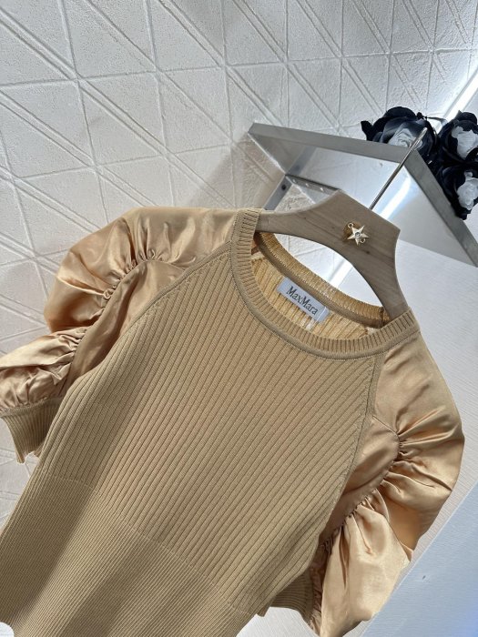 T-shirt women's фото 7