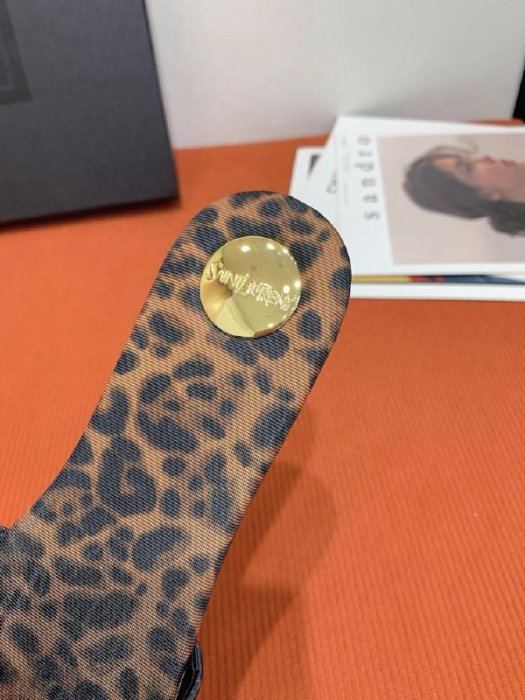 Босоніжки фото 3