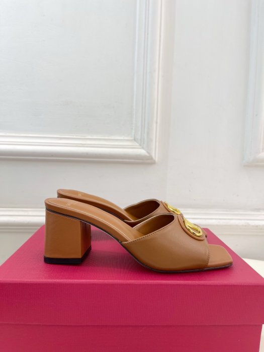 Босоножки фото 2