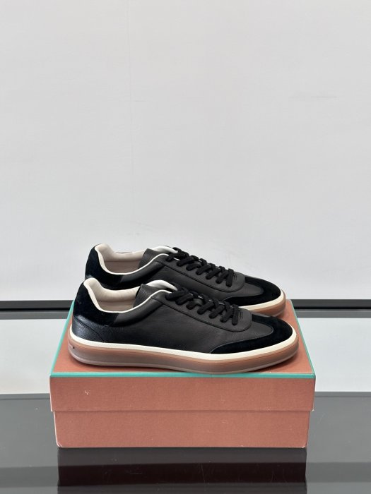 Кроссовки мужские