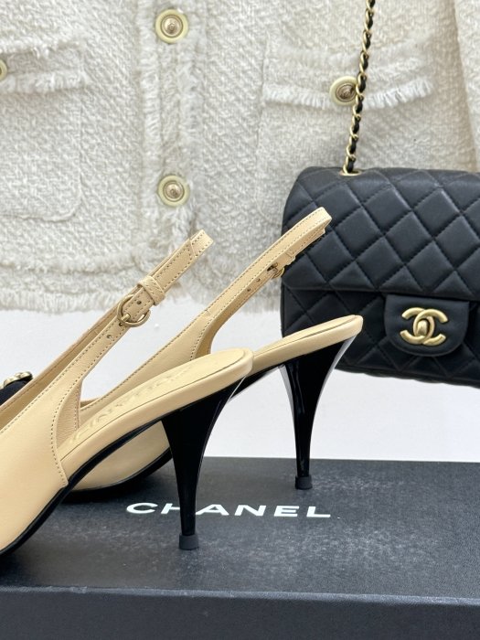 Босоножки фото 6