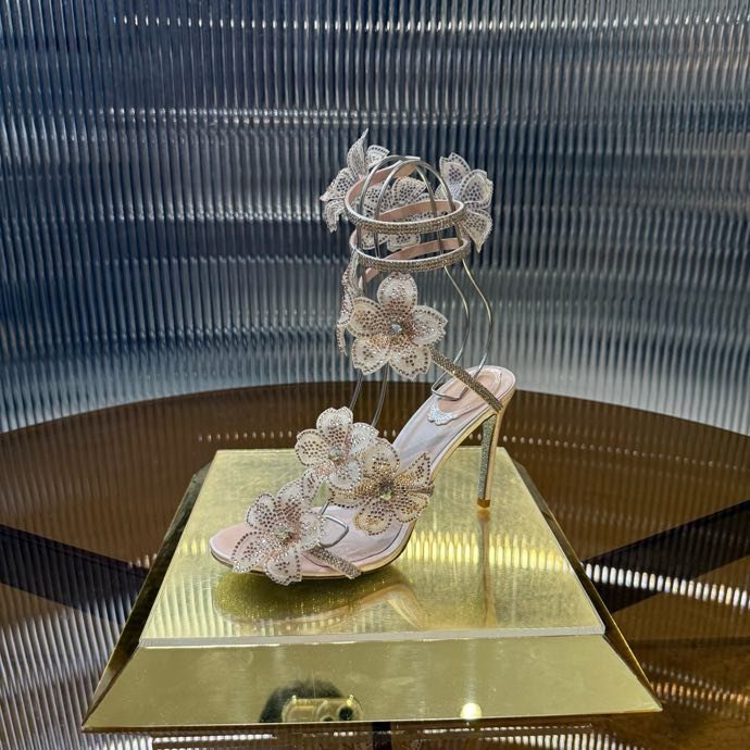 Босоніжки фото 3