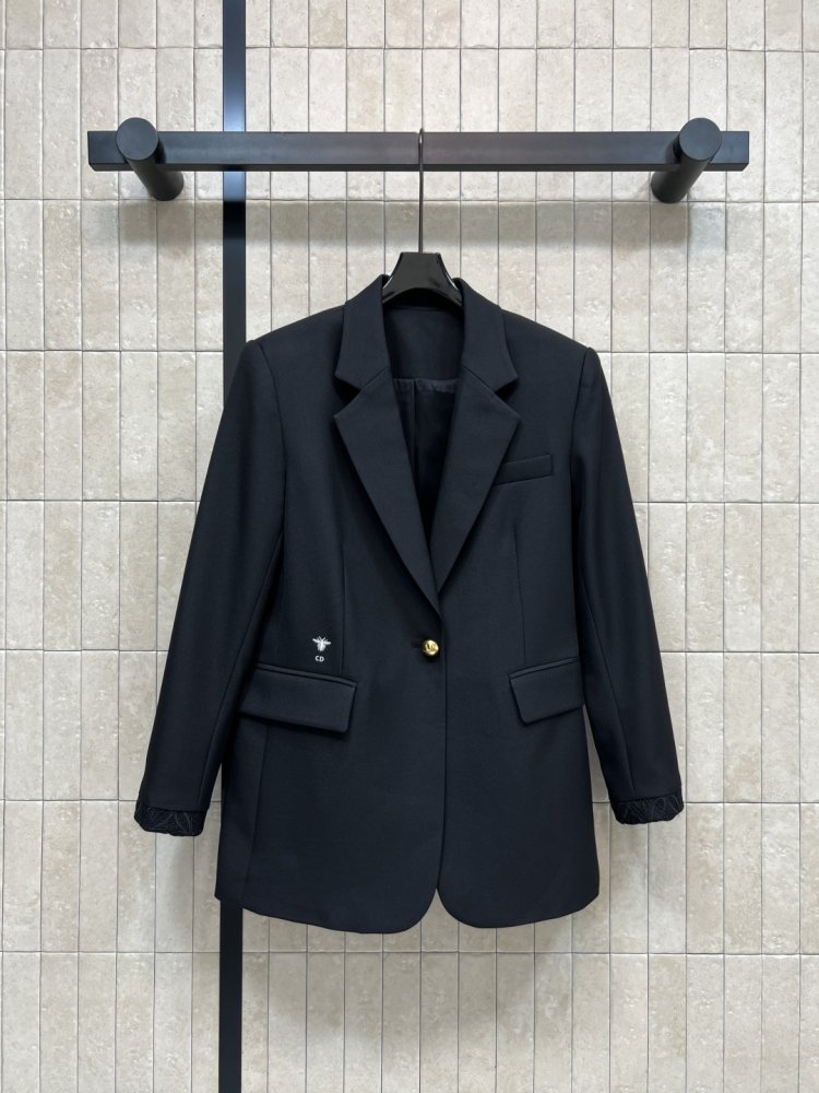 Блейзер с лацканами женский