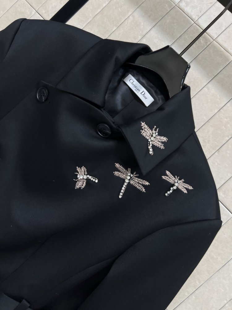 Блейзер з поясом жіночий фото 2