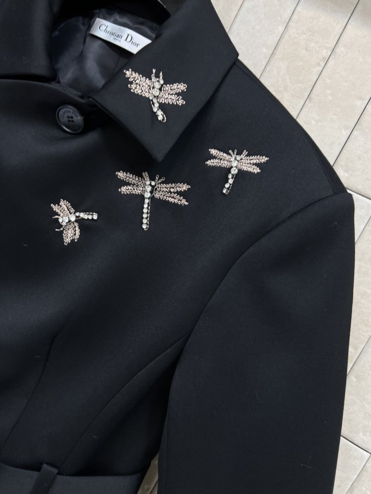 Блейзер з поясом жіночий фото 5