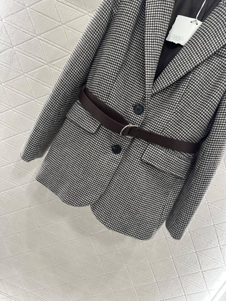 Блейзер з поясом жіночий фото 5