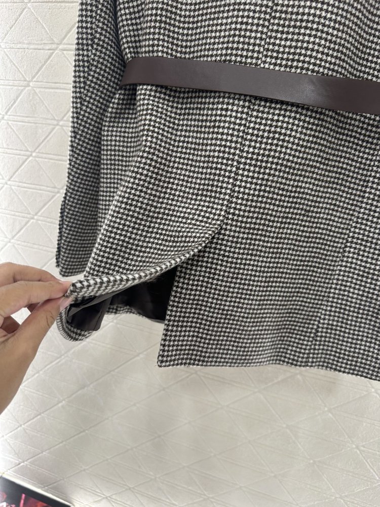 Блейзер з поясом жіночий фото 8