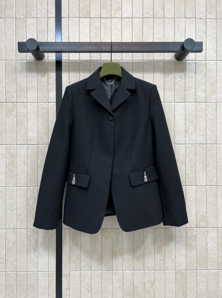 Блейзер жіночий