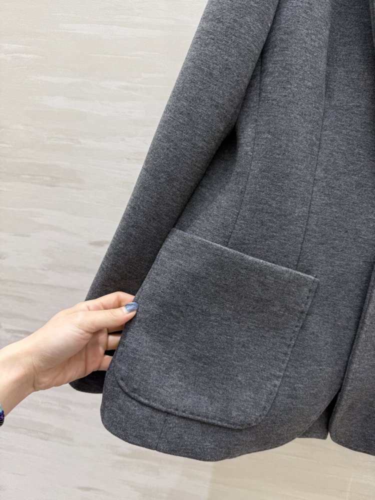 Blazer  female фото 7