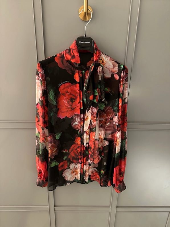 Blouse of Silk chiffon