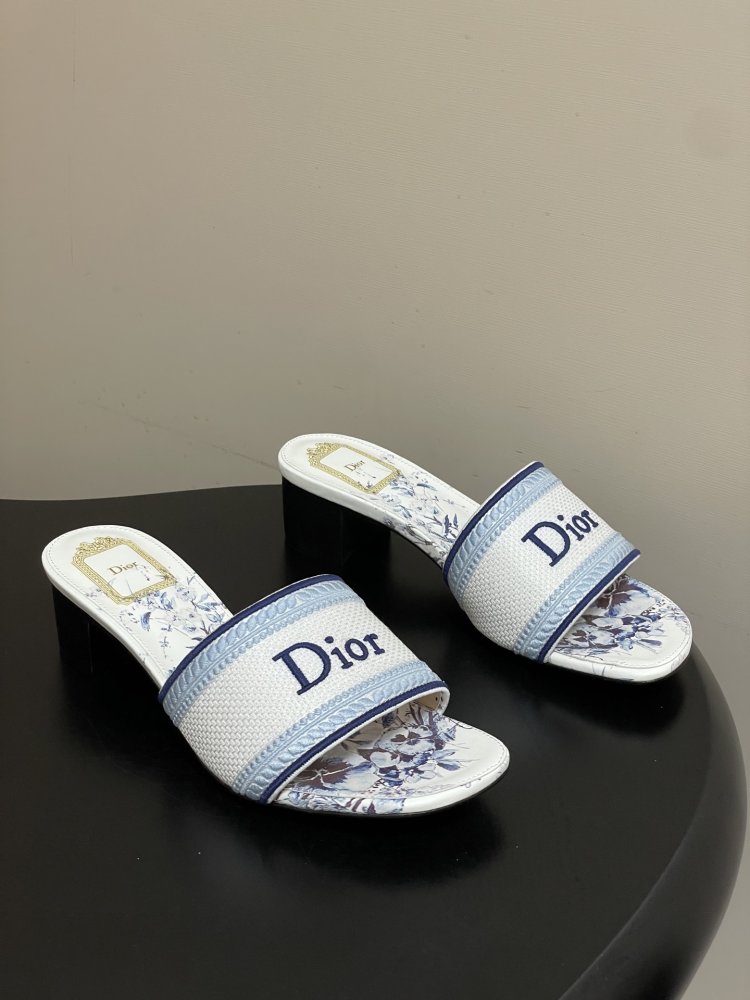Босоножки Dior Secret Garden