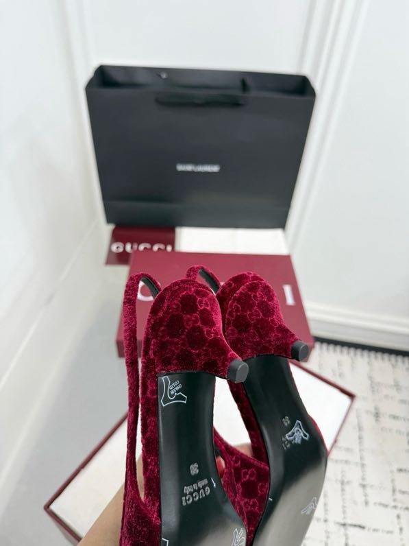 Босоножки Horsebit на каблуке с острым носком фото 9